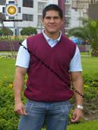 100% Baby Alpaca Classic Vest  - Product id: Mens-Baby-alpaca-Sweater09-11 Photo04