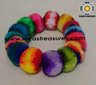Handmade Bracelet Arcoiris, Material Wool