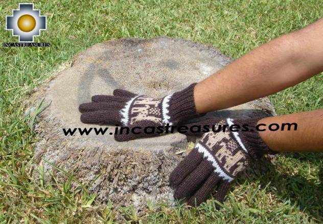 100% Alpaca Wool Gloves with Llama Designs Chocolate
