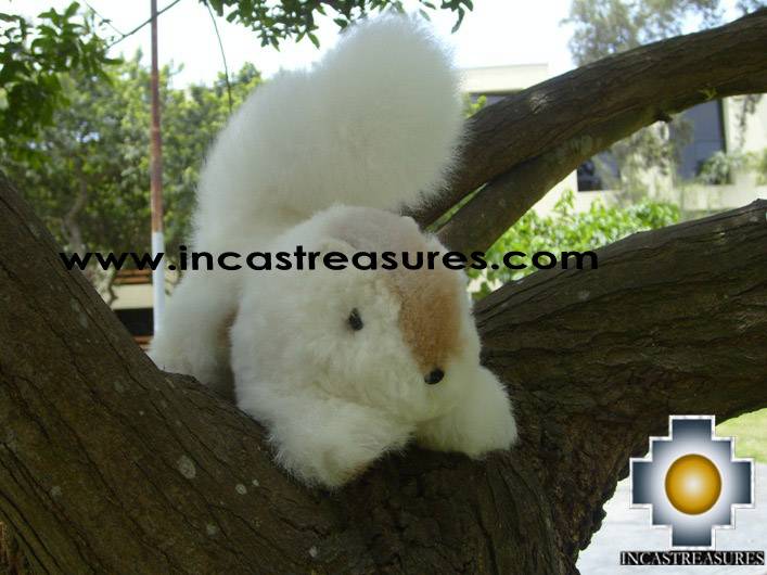 Adorable Stuffed Animal Squirrel Nuez